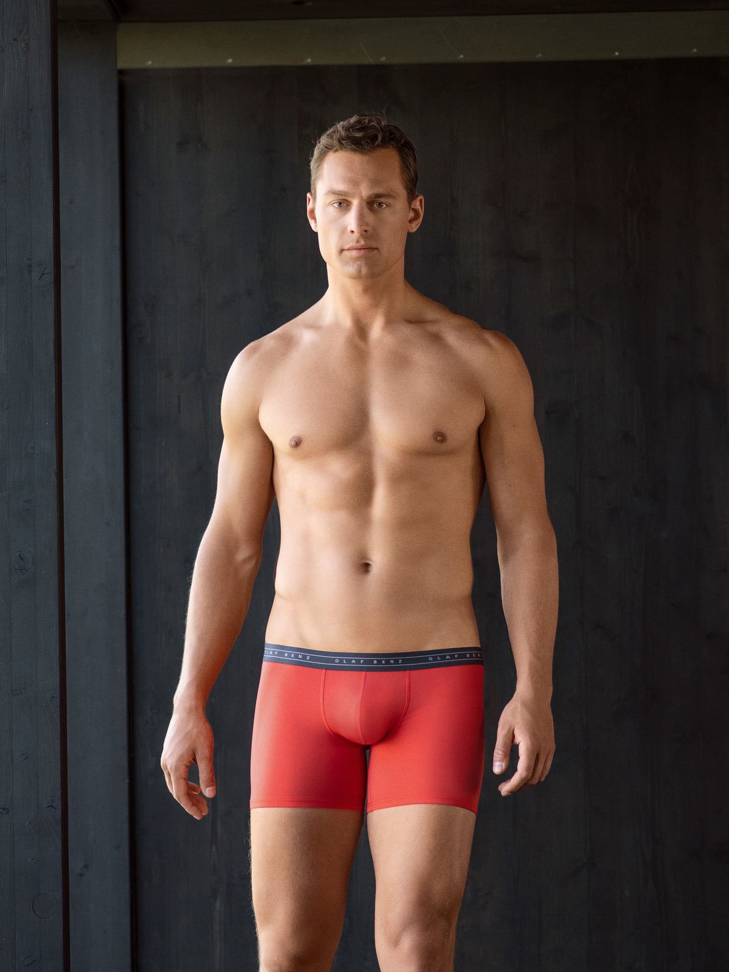 Boxer RED2264 Olaf Benz