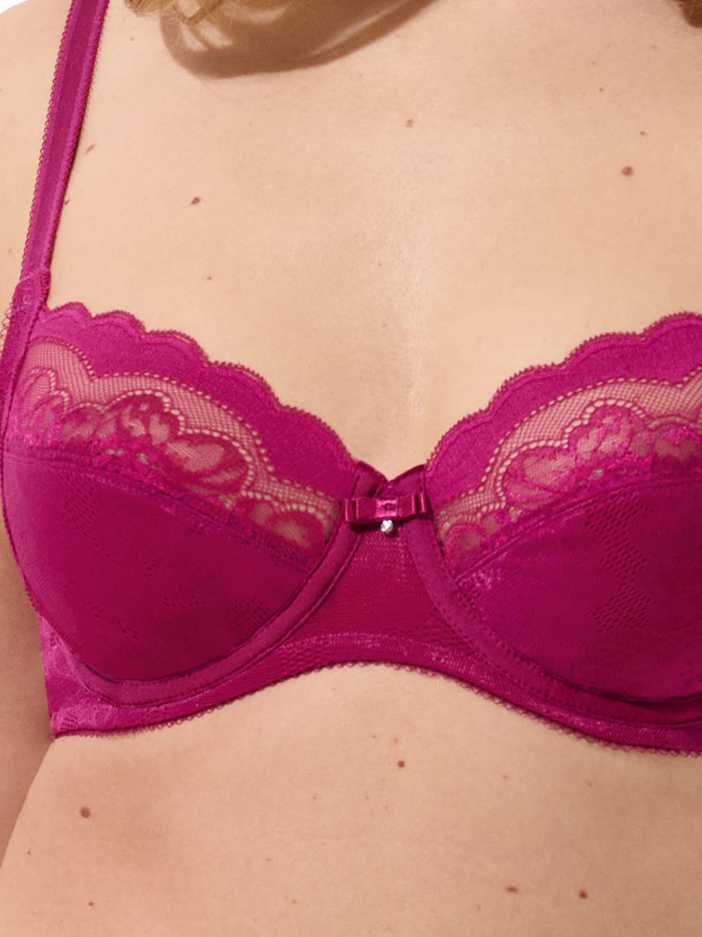 Soutien-gorge armaturé Evelyn Lisca - bonnets B à E - Magenta